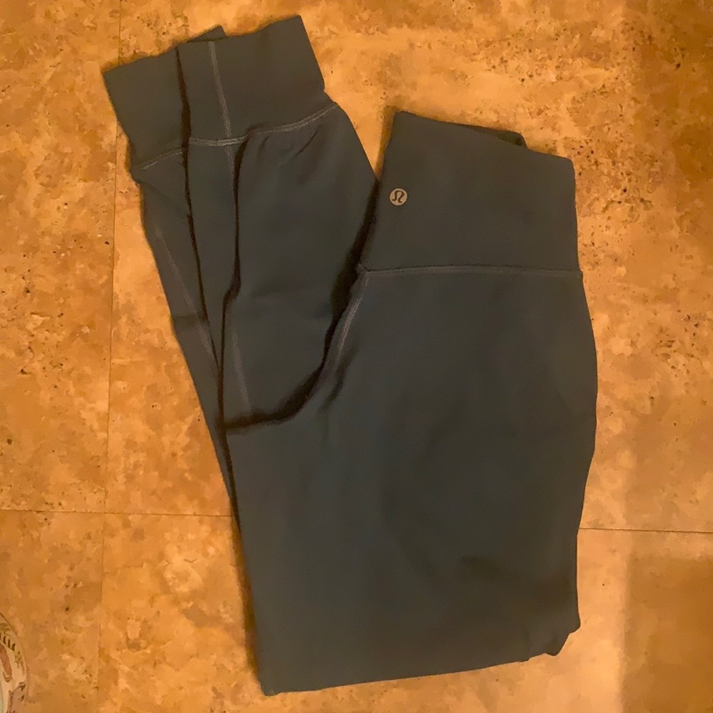 Lululemon size 2 align joggers